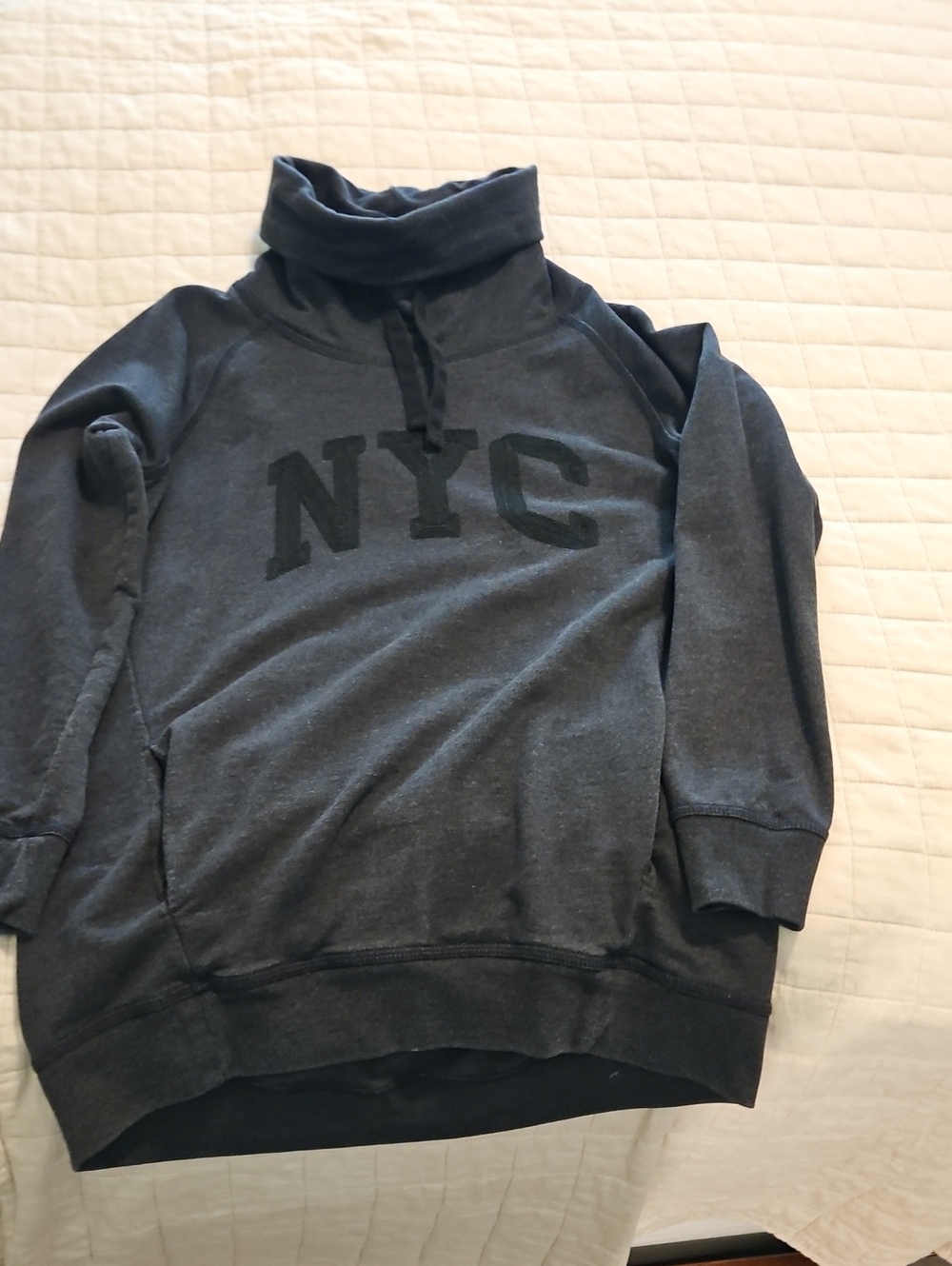 GAP Charcoal Turtleneck NYC Sweatshirt 3/4 Sleeve